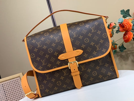 Louis Vuitton Jet Lag Bag MM Monogram Archive M2A655